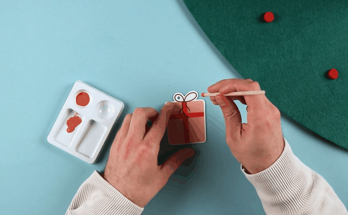Diamond Painting zu Weihnachten mit Schmucksteinen und Setzstift